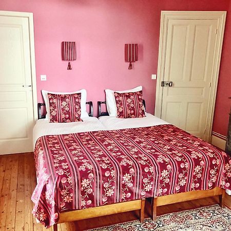 Petit Chateau Le Piot Bed & Breakfast Fleurance Екстериор снимка